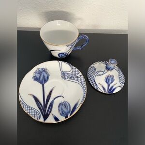 Vintage Bombay Company Teacup and Saucer Set Blue/White/Gold